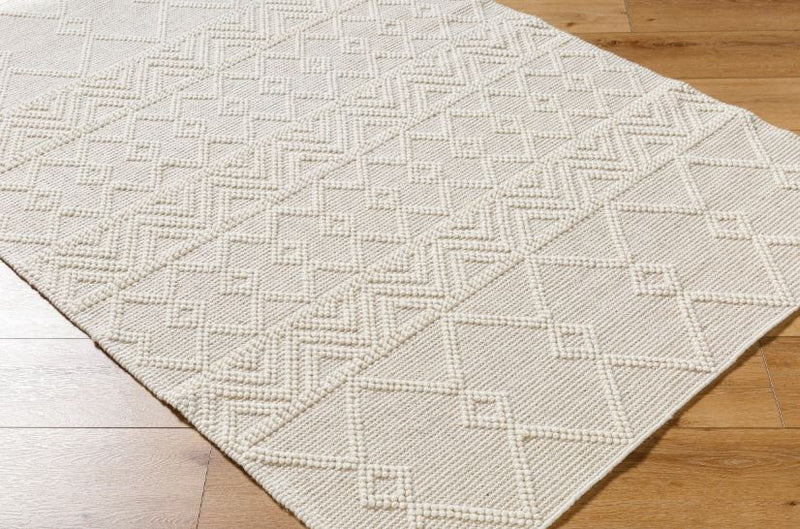 9' x 12' Hand-Made Hand-Woven Exquisite Blend Of Polyester And Wool Area Rug