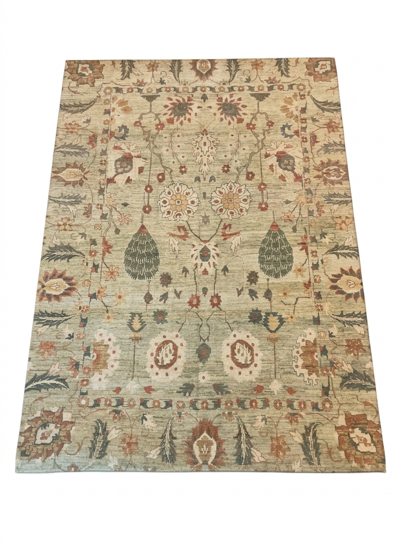 4' x 6' Area Rug