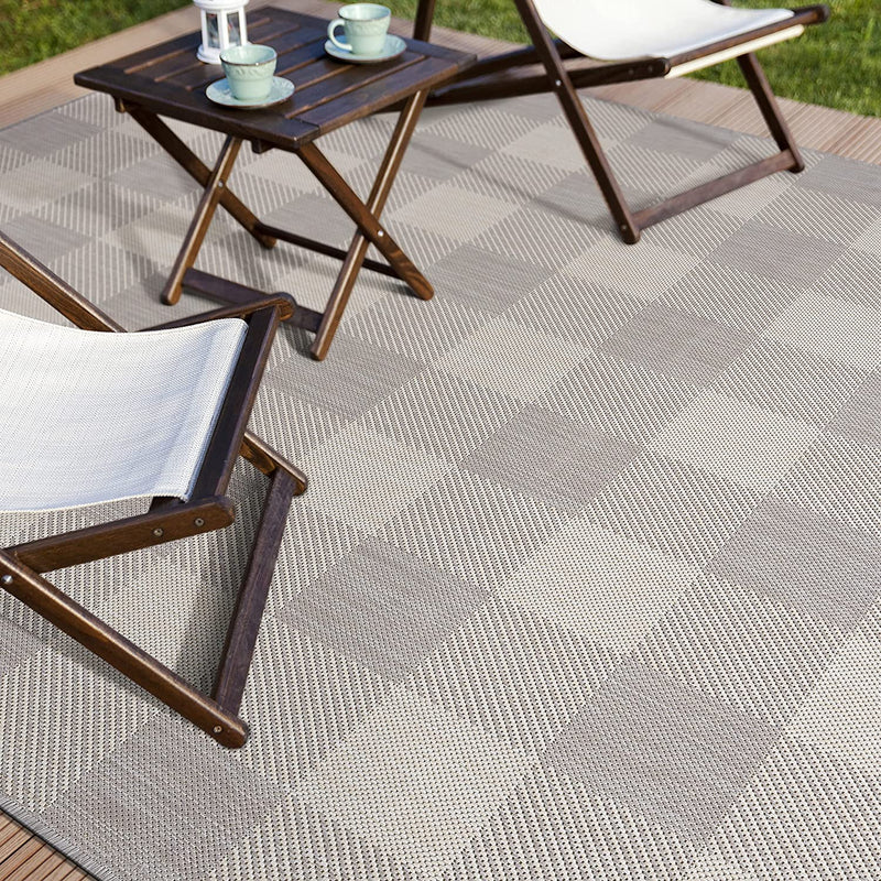 5'X7' Grey/White Washable Outside Buffalo Plaid Outdoor Rug