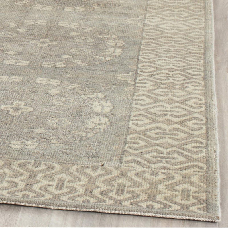 SAFAVIEH Oushak Collection Area Rug - 6' x 9', Blue & Ivory, Hand-Knotted Traditional Oriental Wool, Ideal for High Traffic Areas in Living Room, Bedroom