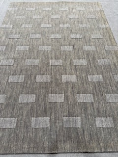5' x 7' Handmade Gray Area Rug