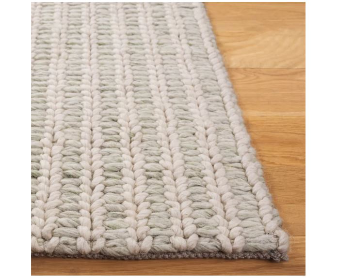 6 ' x 9' Ivory/Sage Hand Loomed Indoor Rugs by Safavieh