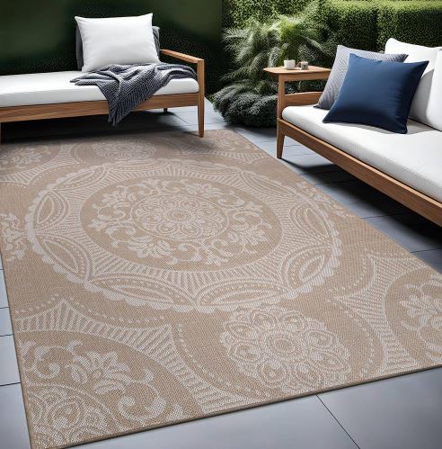 5 ft. x 7 ft. Beige/White Medallion Indoor/Outdoor Area Rug