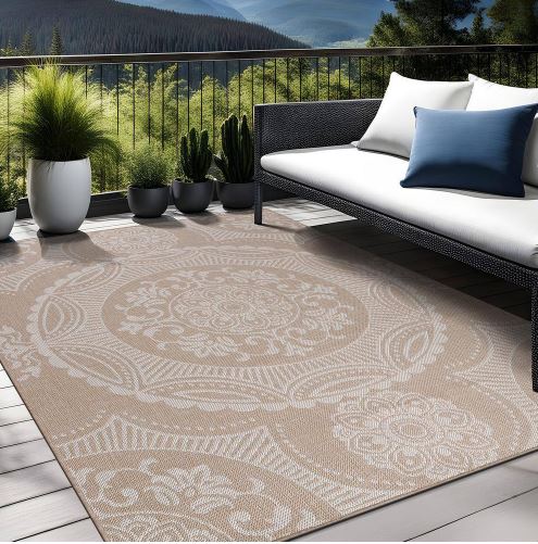 5 ft. x 7 ft. Beige/White Medallion Indoor/Outdoor Area Rug