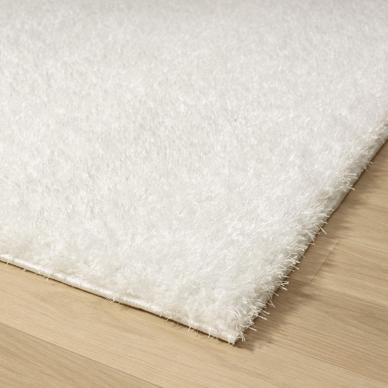 5' x 7' White Fuzzy Solid Shag Polypropylene Area Rug