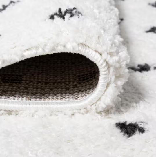 Pele Modern Geometric Dot Shag White/Black 5 ft. x 8 ft. Area Rug