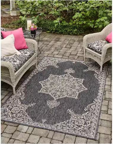 Charcoal Gray Antique Outdoor 4 ft. x 6 ft. Area Rug