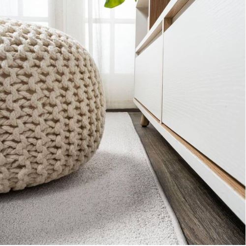 Haze Solid Low-Pile Ivory 5 ft. Round Area Rug