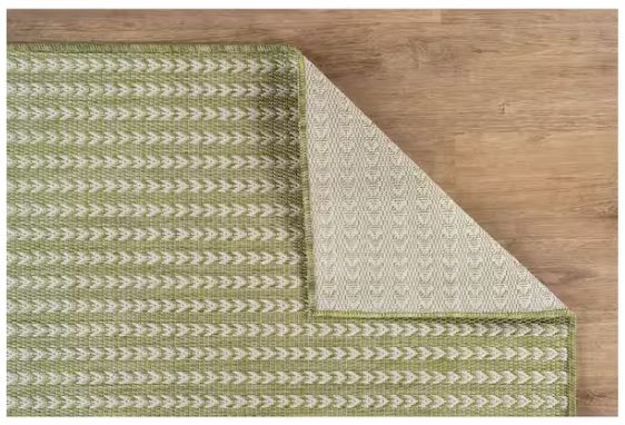Arrow Olive 5 ft. x 7 ft. Chevron Striped Washable Indoor Outdoor Area Rug