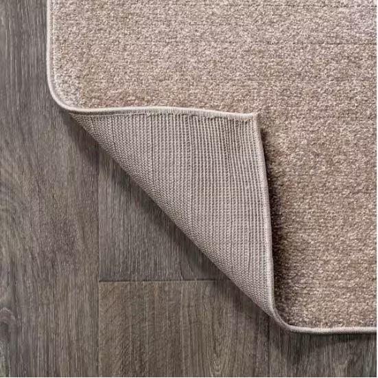 Haze Solid Low-Pile Beige 4 ft. Round Area Rug