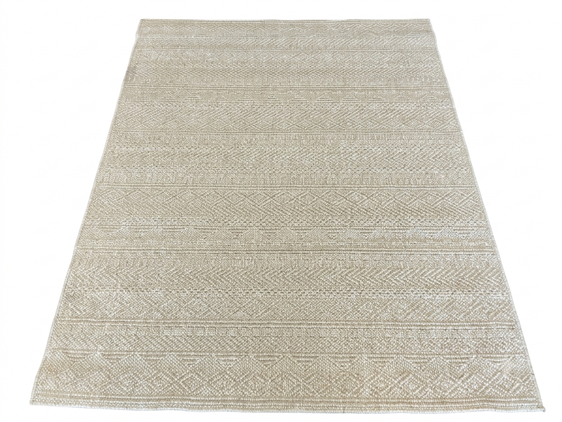 5' x 7' Beige Area Rug