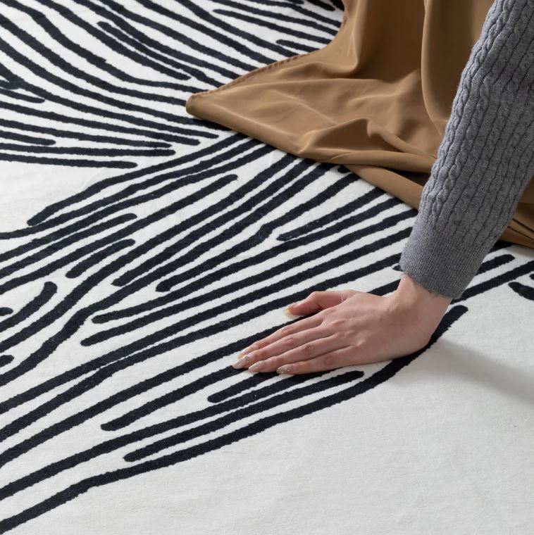 9x12 Modern Abstract Stripes Machine Washable Area Rug in Black & White