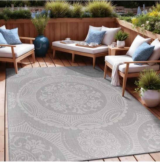 Waikiki Grey/White 6 ft. x 9 ft. Medallion Indoor/Outdoor Area Rug