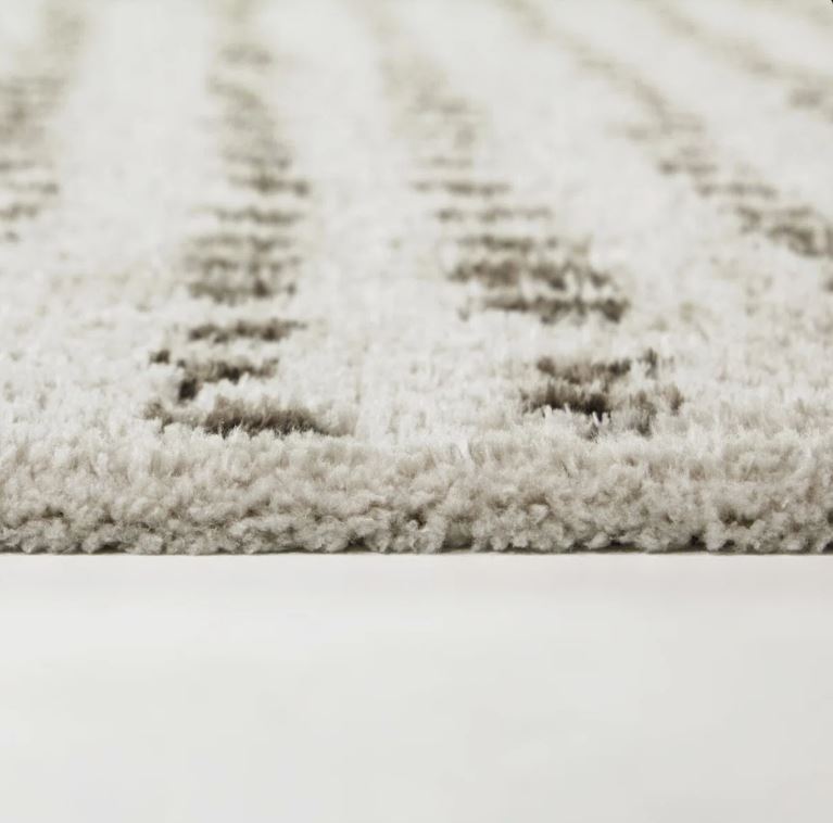 5x7 Wayne Brown Modern Dots Area Rug