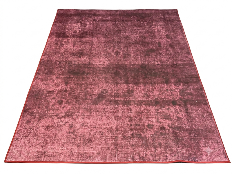 7' x 9' Area Rug