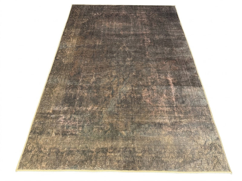 6' x 9' Area Rug