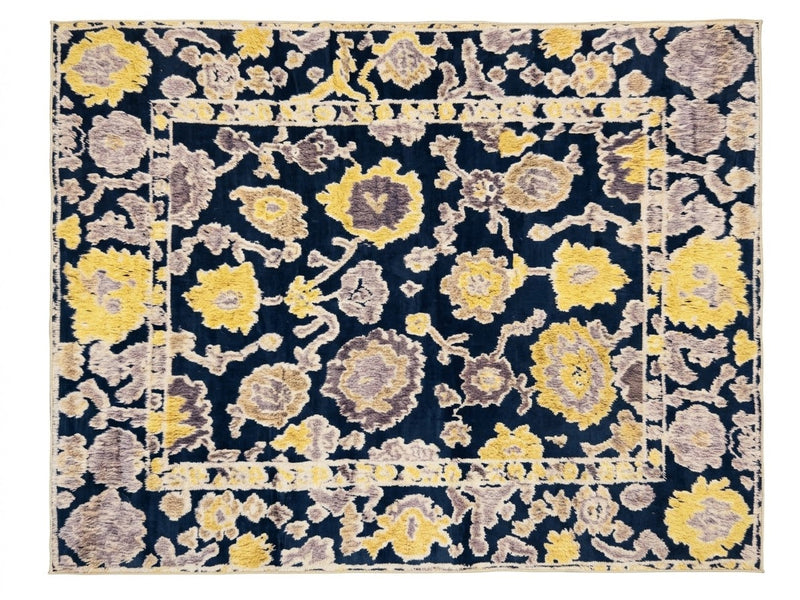 7' x 10' Area Rug