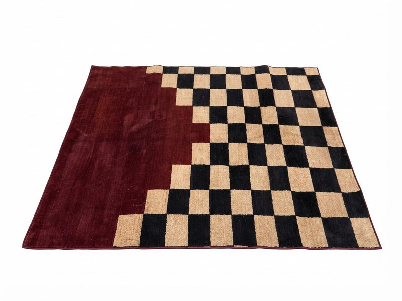 5' x 7' Area Rug