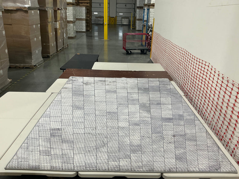 8' x 10' Area Rug