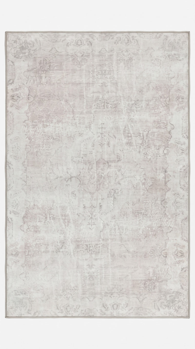 5' x 8' Area Rug