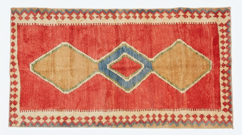 5' x 8' Area Rug