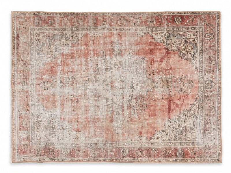 5' x 7' Area Rug