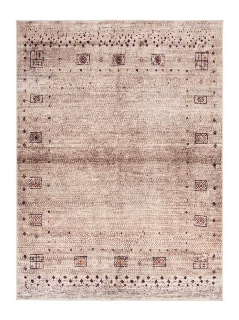 7' x 9' Area Rug